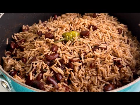 HOW TO MAKE JAMAICAN RICE AND PEAS