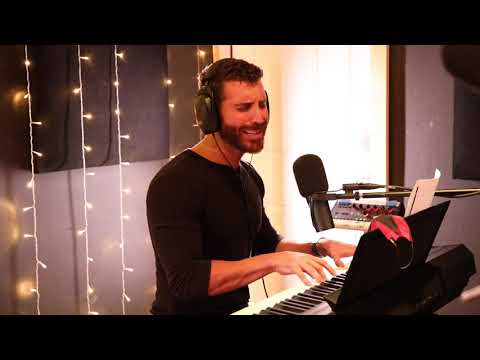 Nick Fradiani - Bryan Adam's Heaven Cover (live)