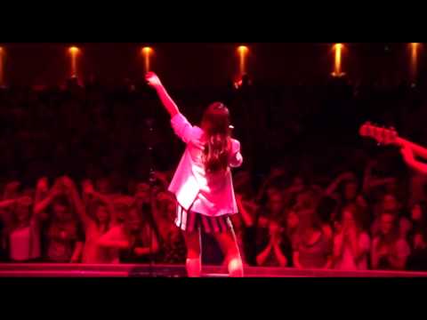 ELINA BORN ja STIG RÄSTA "Burned by the sun" / ETV LIVE