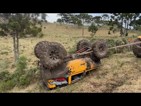 Capotamos o Jeep na Trilha TRANSFODÃO