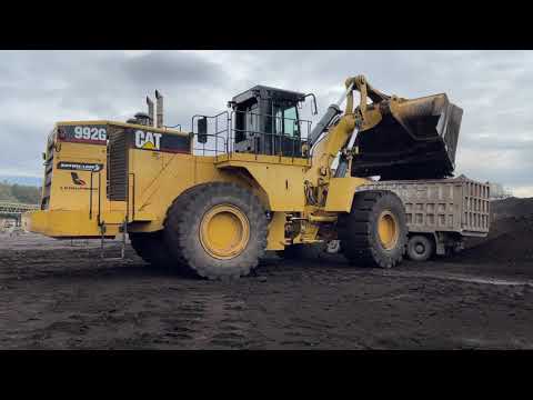 Caterpillar 992G Wheel Loader Loading Coal On Trucks - Sotiriadis/Labrianidis Mining