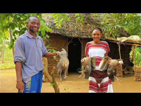 Quick & Easy Dinner Recipe🍲 Cooking Guinea Fowl with Family 👨‍👩‍👧 + Building Dream Home in Africa 🏡🔥