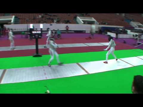 Petersburg_2013_Women_Foil_Worldcup_T16_piste_green_02_JUNG_Gil_Ok_KOR_vs_BOUBAKRI_Ines_TUN