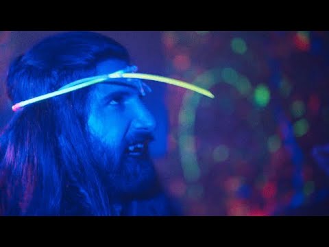 Party Night with Baron Afanas (aka Shots, Shots) - What we do in the Shadows - S01E06