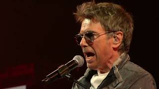 Jean-Michel Jarre - Falling Down (Live from Bratislava) Starmus