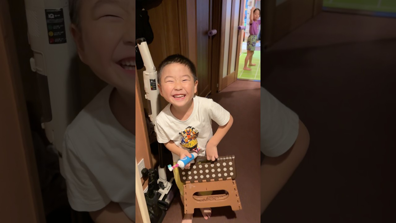 寝る前の準備中にドッキリ笑