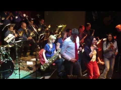download lagu mp3 mp4 Big Band New Edition, download lagu Big Band New Edition gratis, unduh video klip Big Band New Edition