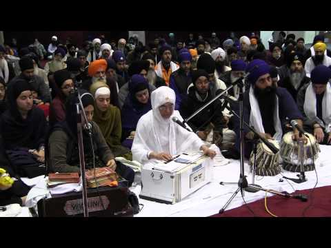 BIbi Tarvinder Kaur (Seattle) Vancouver December 2013 Rainsbhai