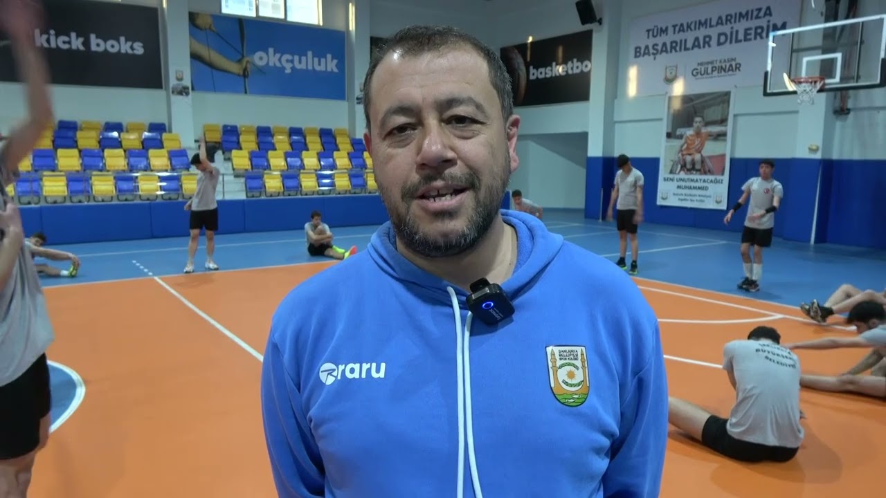 BÜYÜKŞEHİR BELEDİYESİ GENÇ ERKEKLER VOLEYBOL TAKIMI ÇEYREK FİNALLERE HAZIRLANIYOR