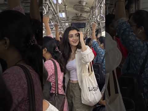 Mumbai Trains Turned Into A Rollercoaster | Naina Avtr #shorts