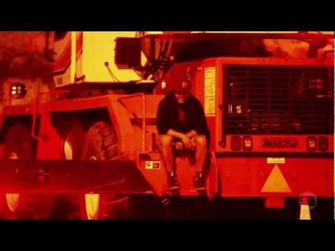 KAMAFLAGE - No 'Toy En Nah (Official Music Video)