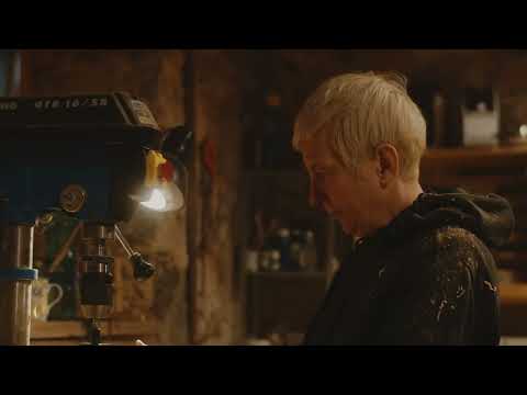 MADE IN Knowledge Atlas SI: Metka Zver │ O2 Turning Wood, woodturning