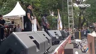 Download lagu NaFF - Terus Berlari, live Alun' Serang Banten #wisdom #medoiproaudio mp3