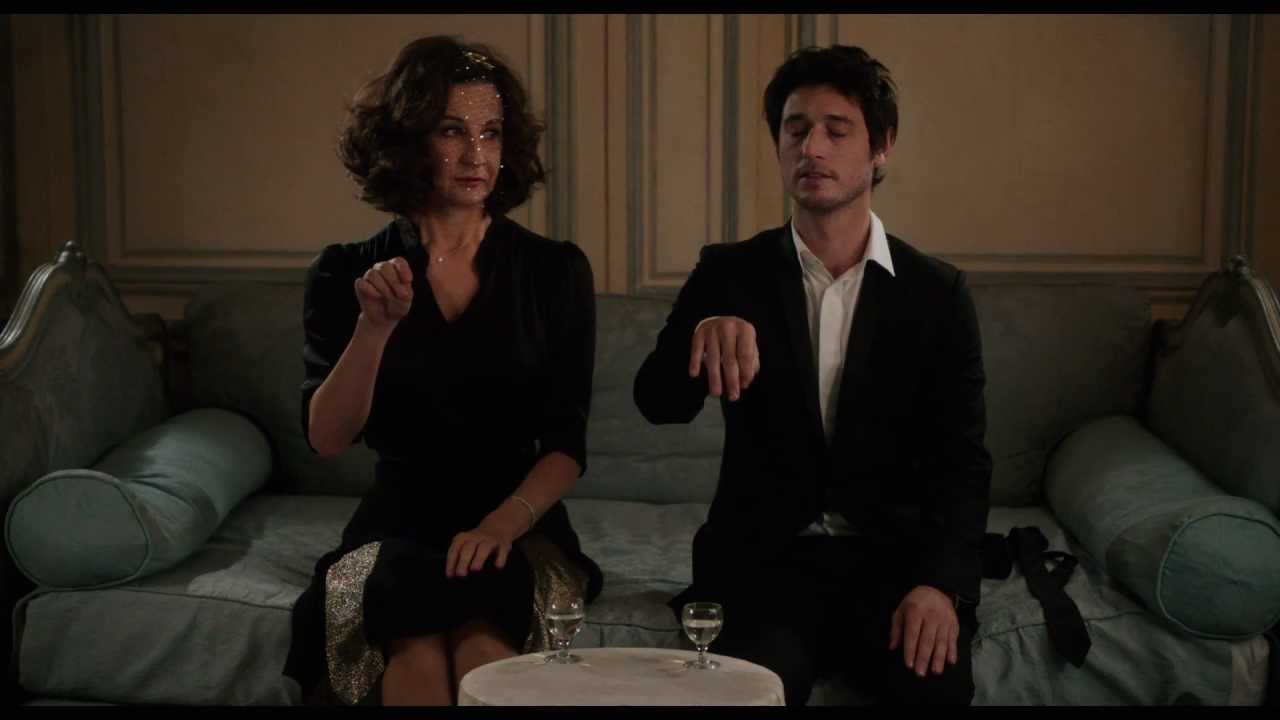 Miniature de la vidéo MAIN DANS LA MAIN - Bande Annonce VF du film Main dans la main