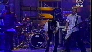 LA LEY - AMATE Y SALVATE - mucho lucho 2003.mpg