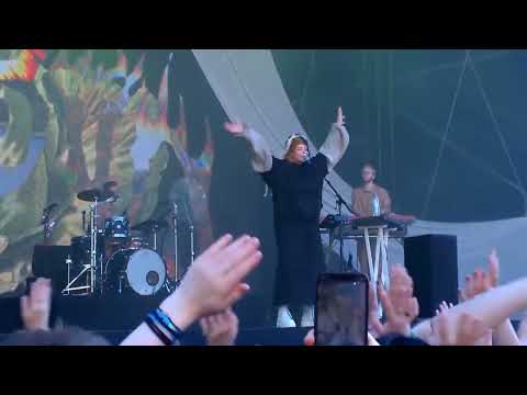 Vesta - Ei yksin tarvii uskaltaa - Live at Kesärauha, Turku, June 11, 2022