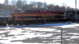preview picture of video 'Kansas City Southern ES44AC 4687 at Atchison, Kansas on December 26, 2012'