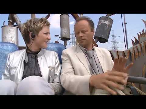 Season 3 Scrapheap Challenge (S03E09) Fireboat