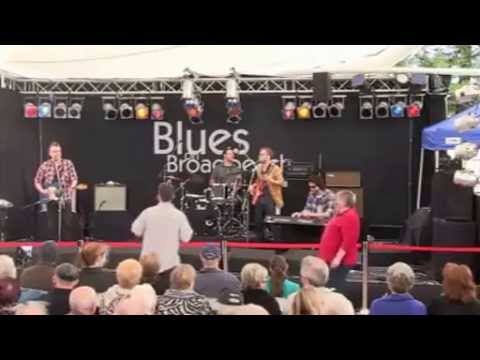 DUKESY & THE HAZZARDS @ BROADBEACH BLUES FEST (25-05-2013)