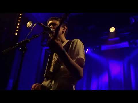 "Outside With The Cuties", Frankie Cosmos - Paris, Mai 2018