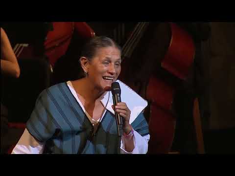 Homenaje Nacional | Es Elena Poniatowska. Letra: Jesusa Rodríguez. Música: Liliana Felipe.