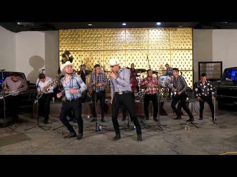 POPURRI DE RANCHERAS Pa Pistiar - Banda Los Plebes De Sinaloa - Me Gusta Tener De a 2 -Una Aventura