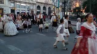 Desfilando en la Plaza del Ayuntamiento