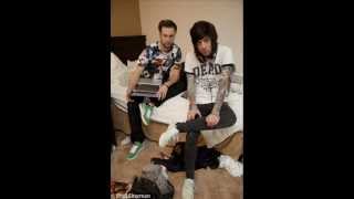 Breathe Carolina - I'm the type of person to take it personal ~  ( lyrics )