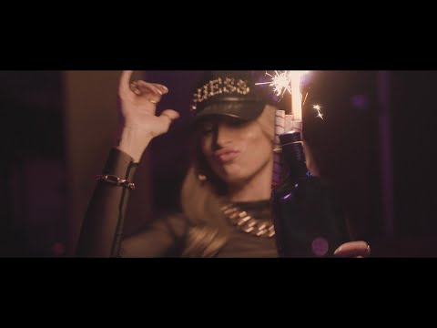 Romy Low, Victor Magán - ALCOHOL (Official Video)