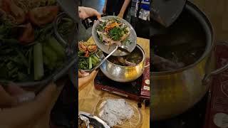 #호치민 연못가 식당 #음식저렴 #라이브공연 #어코스틱레스토랑 #여행은 비타민