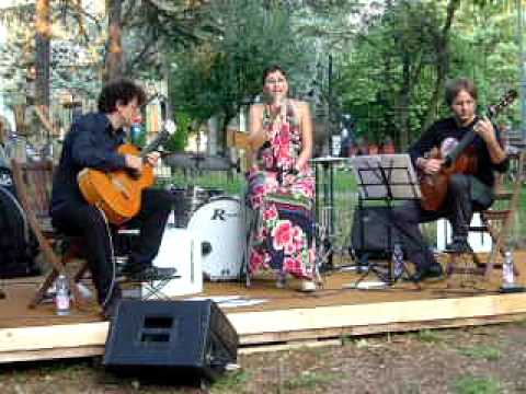 BossaBarrique - Agua de Beber (Notes @ LegnolandiaPark 11.9.2011)