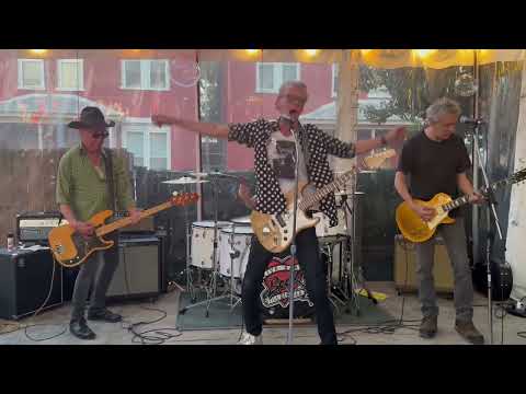 Beex Opening Beex Theme into Depression Time 6/2/23 Cobra Cabana Infamous Chair Show!