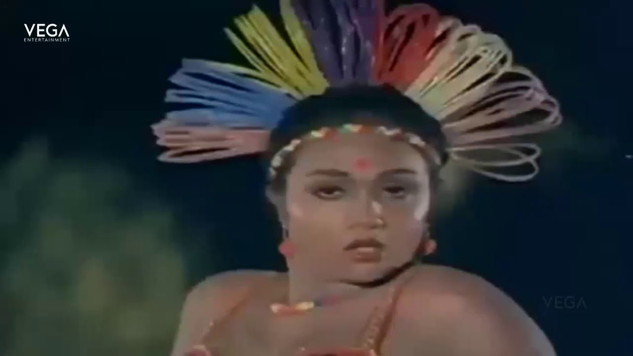 I Want a boy Friend Song Lyrics | Meendum Pallavi | L. R. Eswari