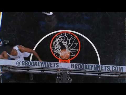 Carmelo's 'friendly bounce' from downtown!