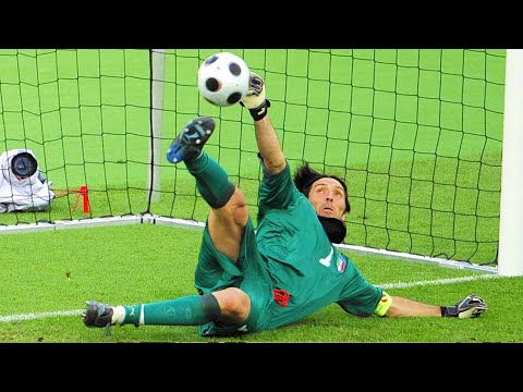 Gianluigi Buffon Legendary Moments 😵