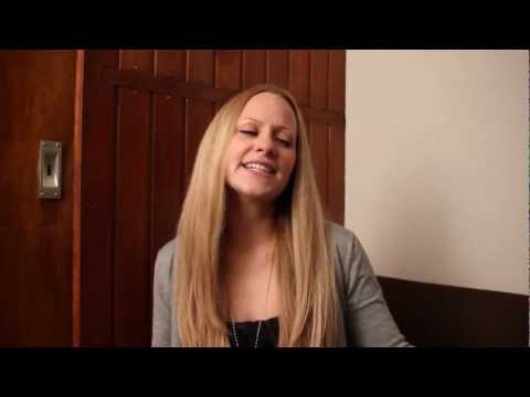 Rihanna - Diamonds (Live cover by Chàrlee M.)