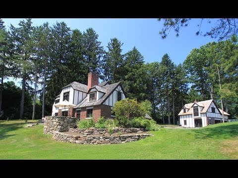 34 Cutler Road Hamilton, MA