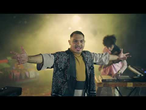 MIRROR - JUSTIN TIMBERLAKE ( COVER BY OLA ELANNOR )