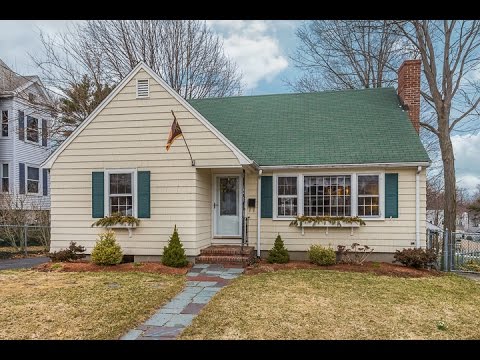 39A Lawrence St, Wakefield MA - Michele Wood - Tel 978-304-3123