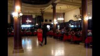 Denise - Thierry - Guardiola - Bajo un cielo de estrellas - Confiteria Ideal.avi