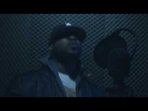 BlueSpyck - Ali Bomaye feat . Shegue .  Freestyle Studio Session  [ Official video Music ]