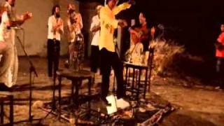 Los Delinqüentes y Tomasito - Bailando por Jerez