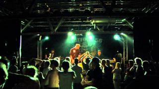 Flatfoot 56 - La Bamba - Hoity Toity (Live @ De Kelder, Amersfoort 12-05-11)
