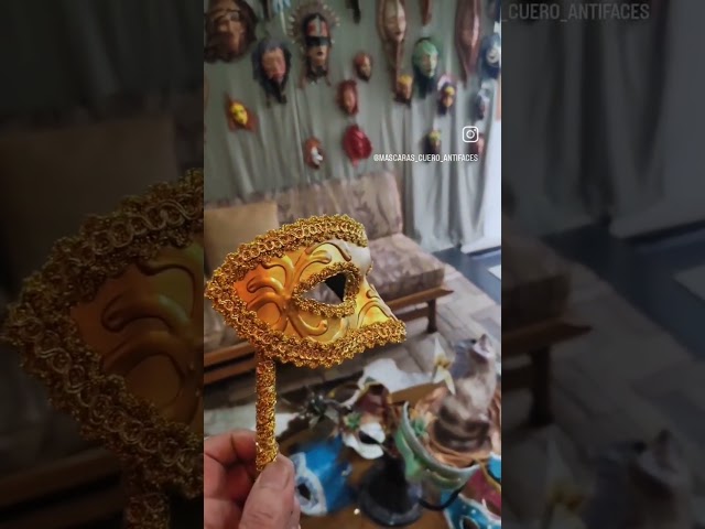 Vídeo relacionado con Sibba Máscara de Baile de Máscaras para Hombre Disfraz de Fiesta Veneciana Disfraz Vintage de Halloween Máscara de Mardi Gras Máscara de Navidad para Disfraces Cosplay Bailes Carnaval Negro
