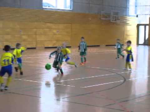 Hallenturnier der F-Junioren am 21.12.2014. Vorrunde: Eisenberg - Triptis