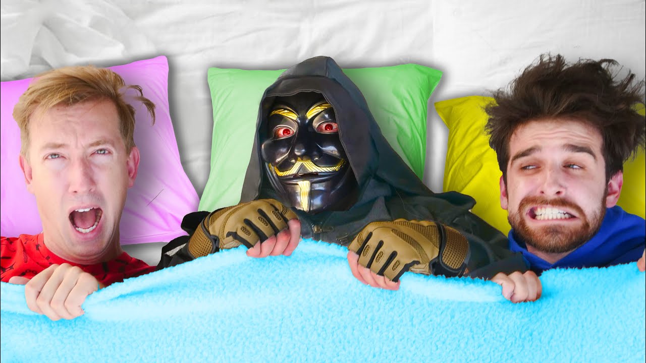 CLOAKER SLEEPOVER at Safe House and Trying to Unmask Him at 3AM while Sleeping