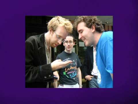 Videoclip de From Drummer To Driver — Hot Chip
