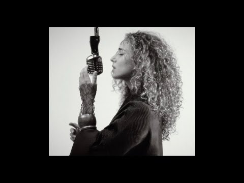 Ss.hh.a.n.a - break away (Official Music Video)