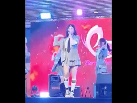 Into + Bite Me [ Nath Berry Berry Fancam ] Idol Exchange รับน้อง 03/09/65