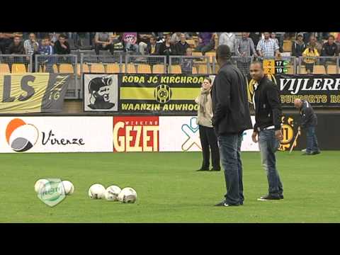 Regilio Vrede op bezoek bij Roda JC - FC Groningen